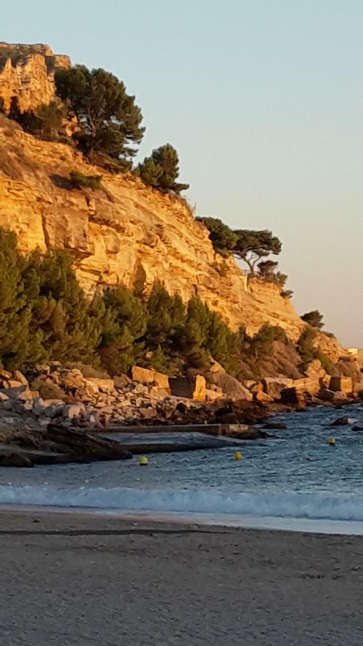 Entre terre et mer Plein centre Terrasse Cassis Exterior foto